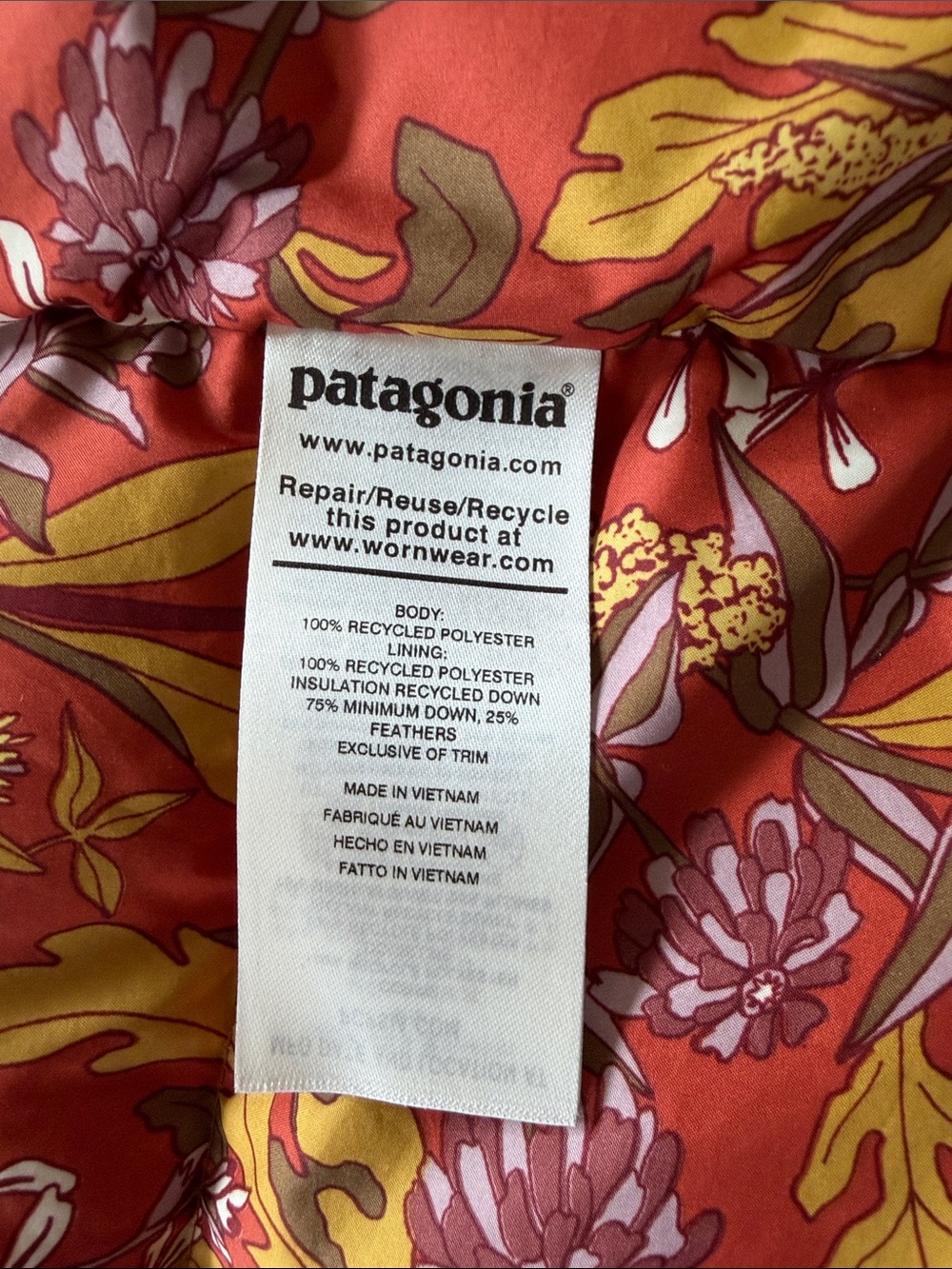 Patagonia Bivy Two-Tone Hooded Puffer Vest - Picture 5 of 6